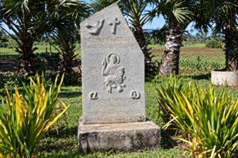 Monument commémoratif du 450e anniversaire de l’Église catholique au Cambodge