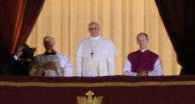 https://commons.wikimedia.org/wiki/File:Pope_francis_deritative_of_Papa_Francisco_reci%C3%A9n_elegido.png